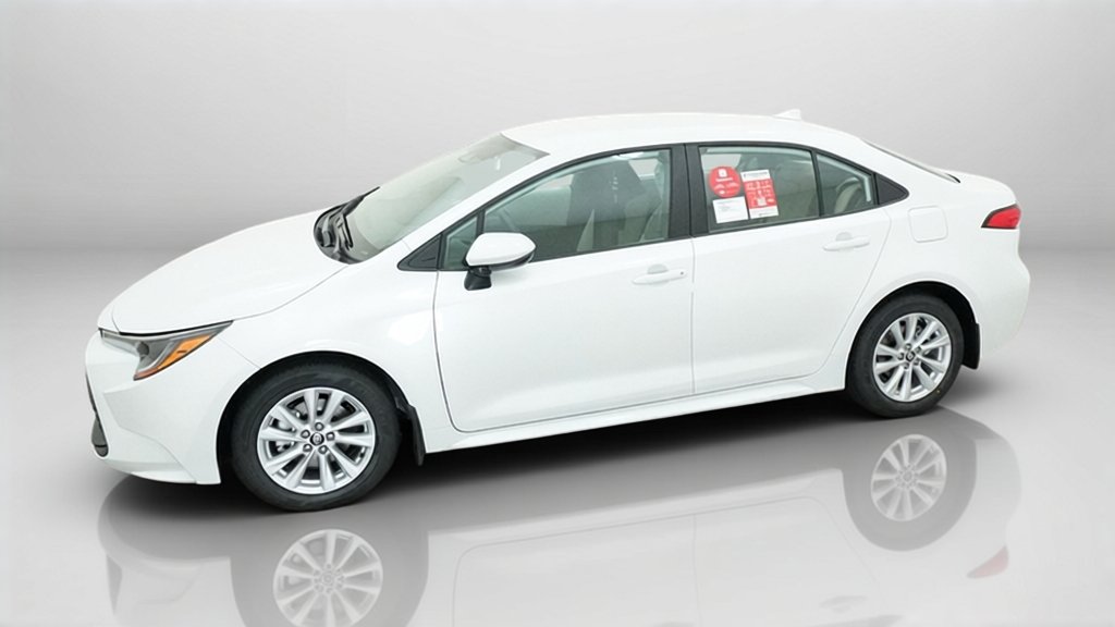 New 2027 Wind Chill Pearl Toyota LE image 3