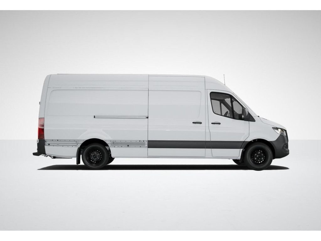 New 2026 White Mercedes-Benz Cargo 170 WB image 2