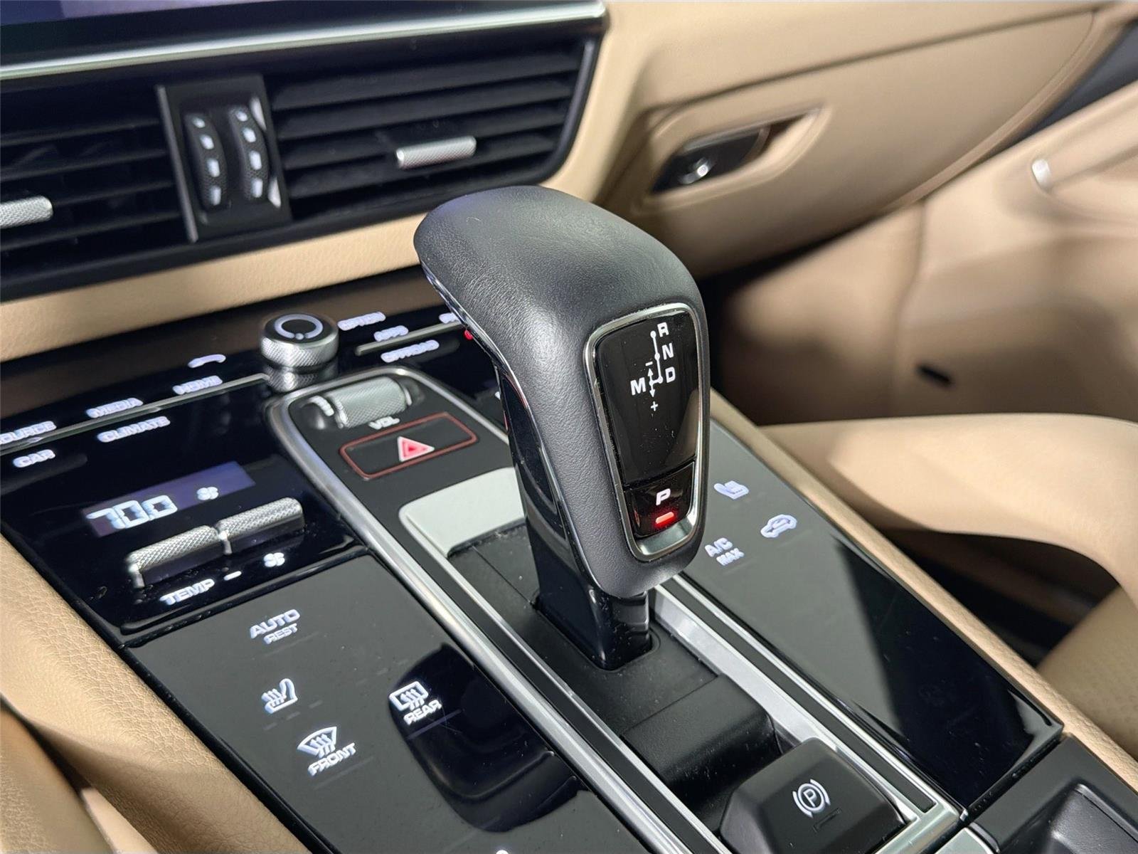 Certified Used 2022 Chalk Porsche Coupé Platinum Edition (MY22) image 34
