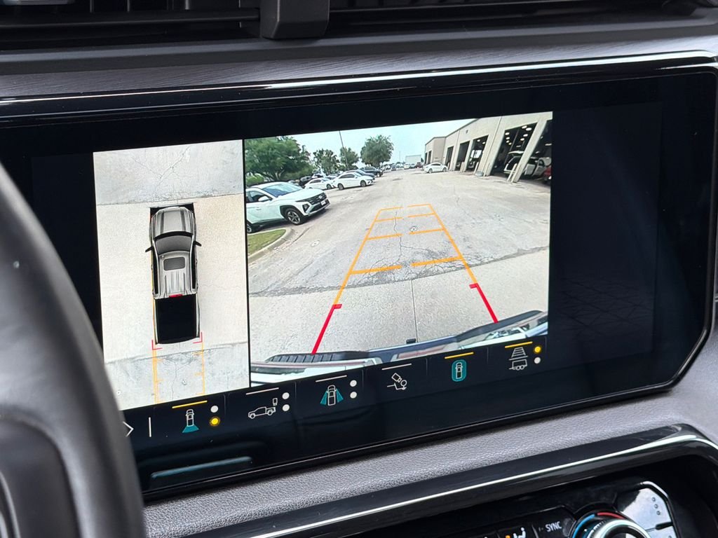 Used 2023 Silver GMC AT4 image 29