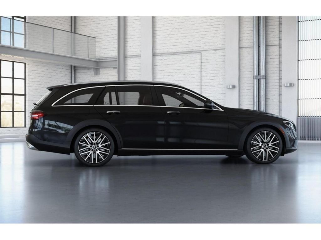Certified Used 2022 Black Mercedes-Benz  image 18