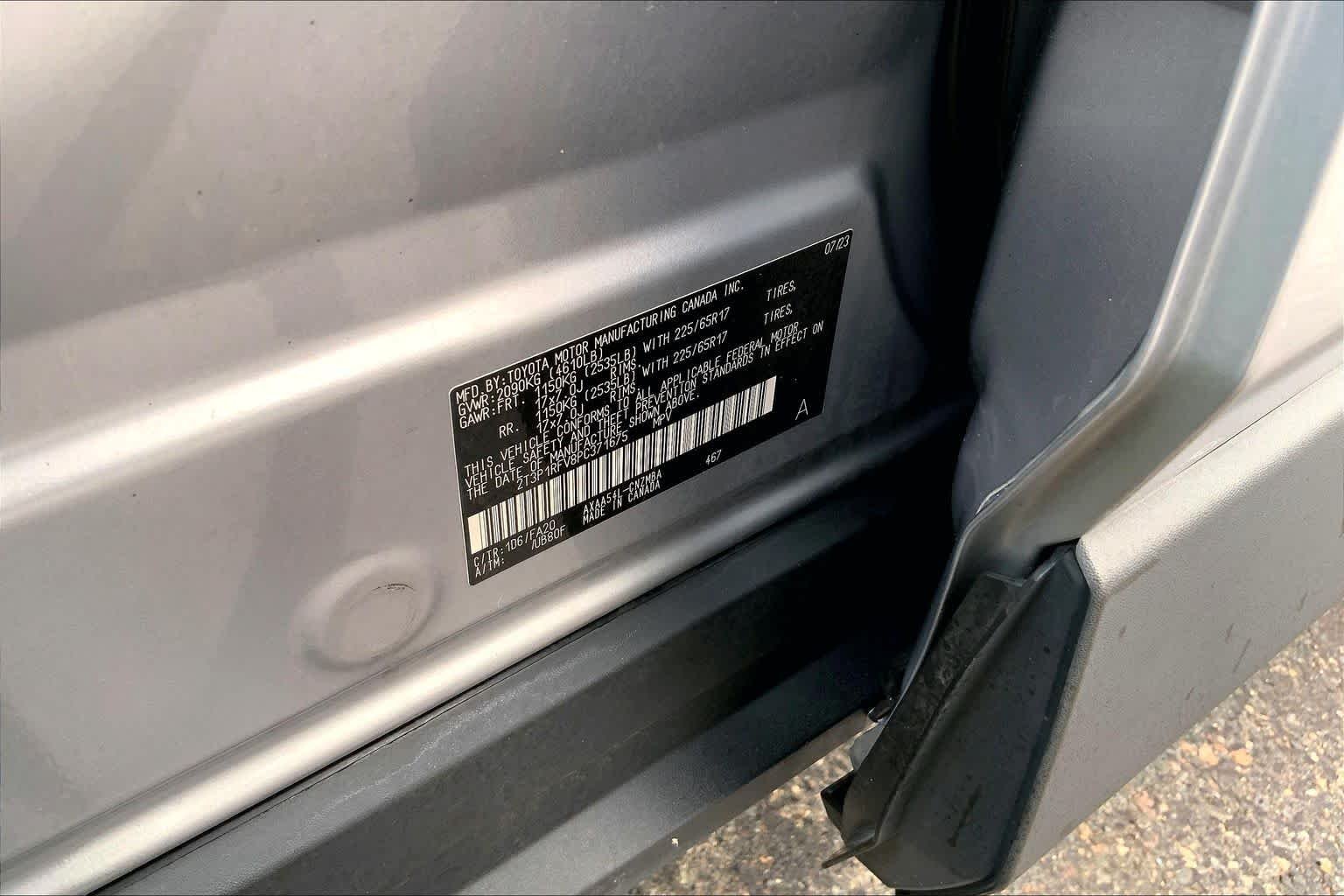 Used 2023 Silver Sky Metallic Toyota XLE image 37