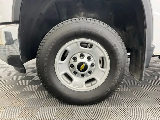 Used 2025 White Chevrolet Work Truck image 22