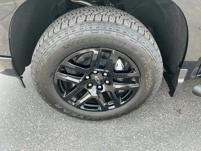 2026 Chevrolet Silverado 1500 RST - Photo 11