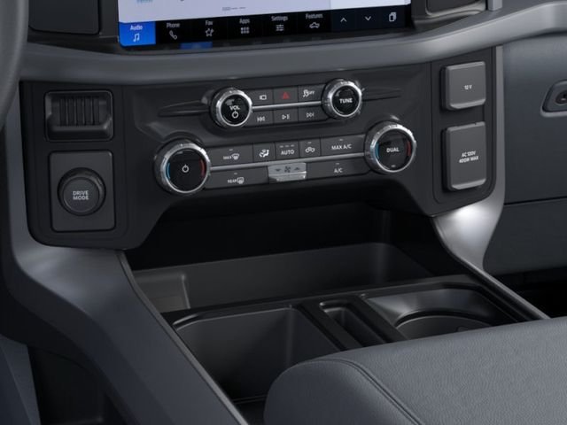New 2026 Carbonized Gray Metallic Ford XLT image 16