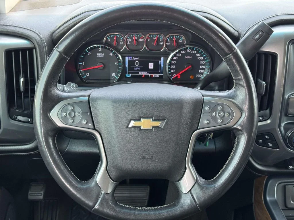 Used 2018 White Chevrolet LTZ image 18