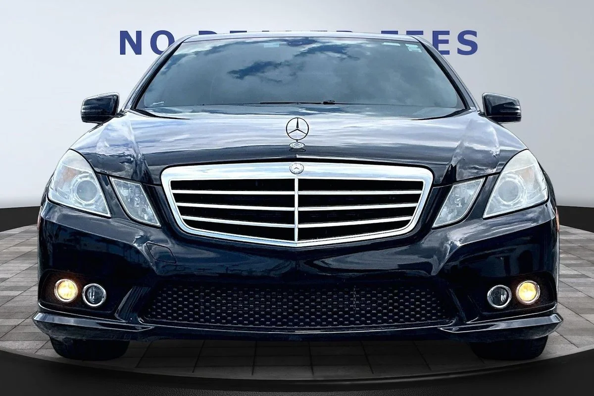 Used 2010 Black Mercedes-Benz  image 2