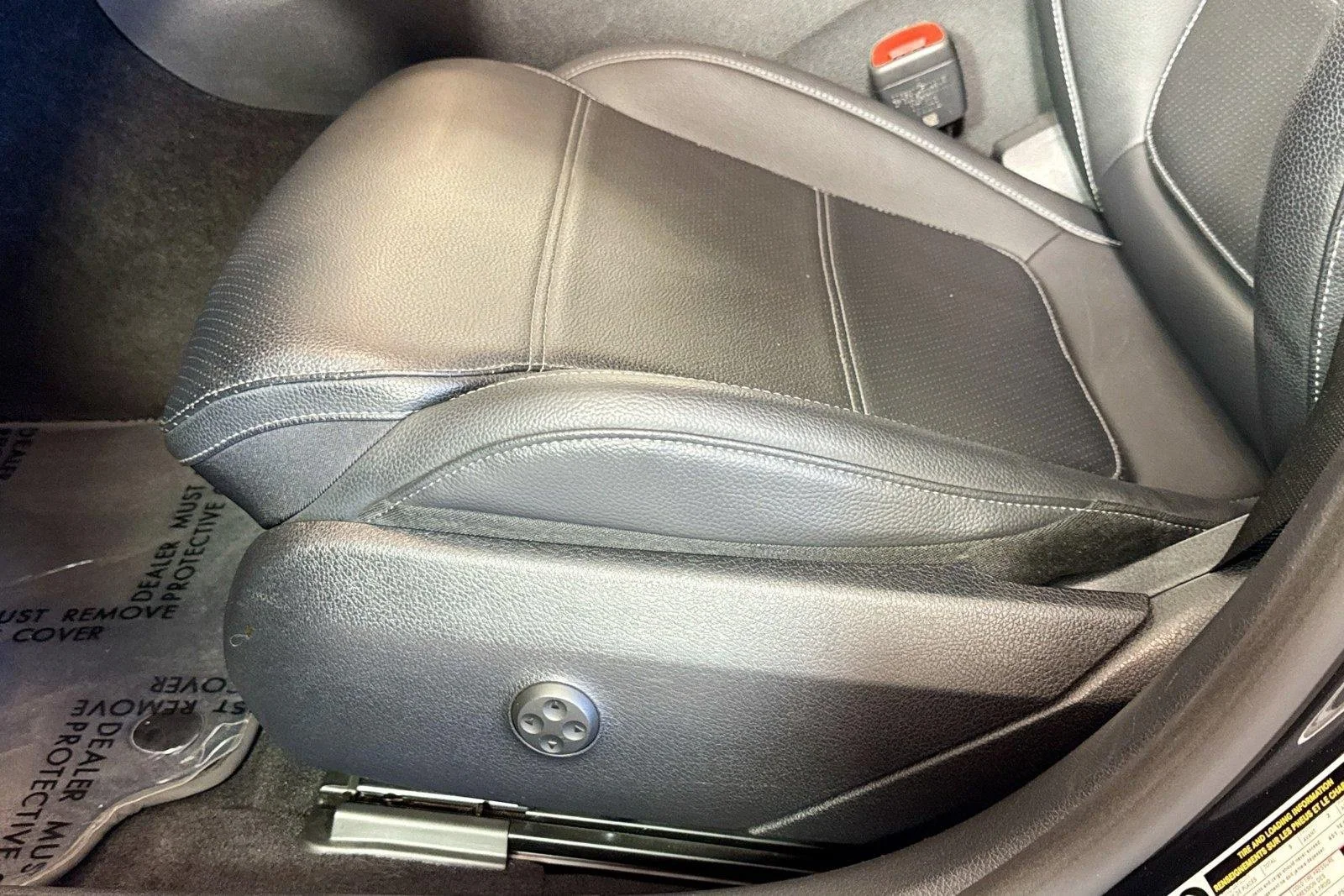 Used 2022 Graphite Grey Metallic Mercedes-Benz C 300 image 18