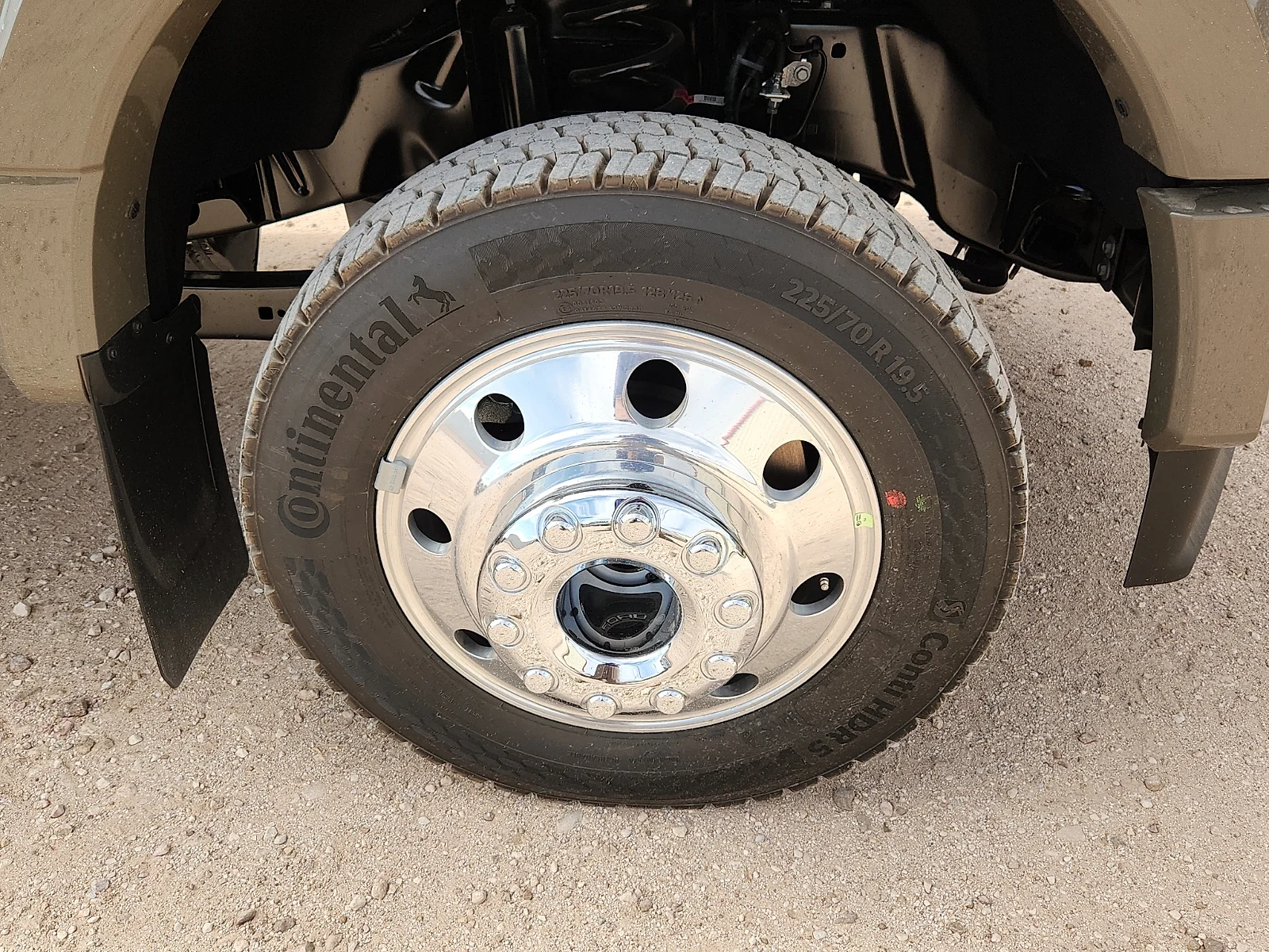 New 2027 Marsh Gray Metallic Ford XLT image 9
