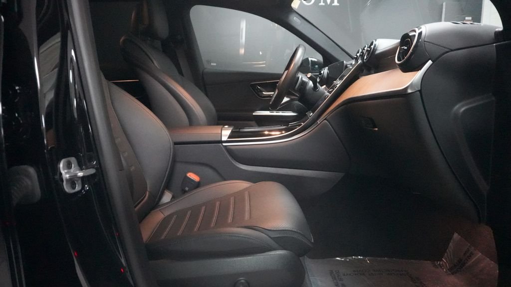 Certified Used 2023 Black Mercedes-Benz GLC 300 image 11