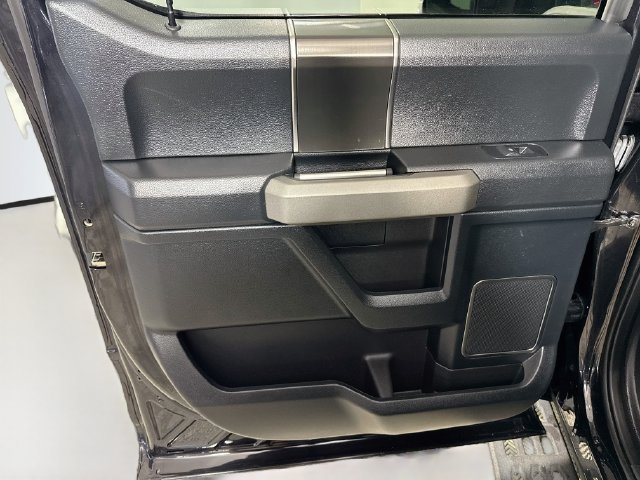 Used 2019 Agate Black Metallic Ford Raptor image 22