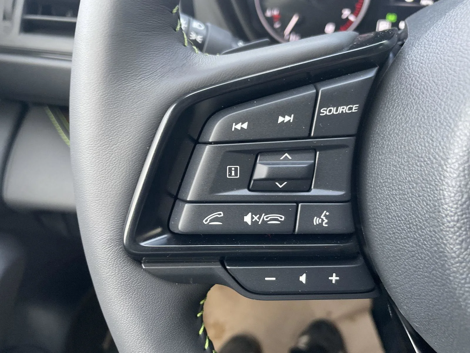 New 2026 Crystal White Pearl Subaru Onyx Edition Touring image 15