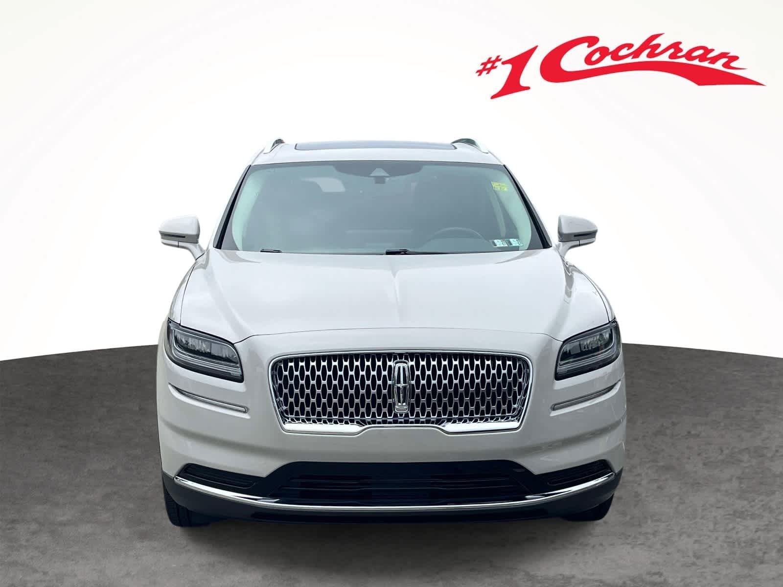 Used 2023 Whi/white Lincoln Reserve image 17
