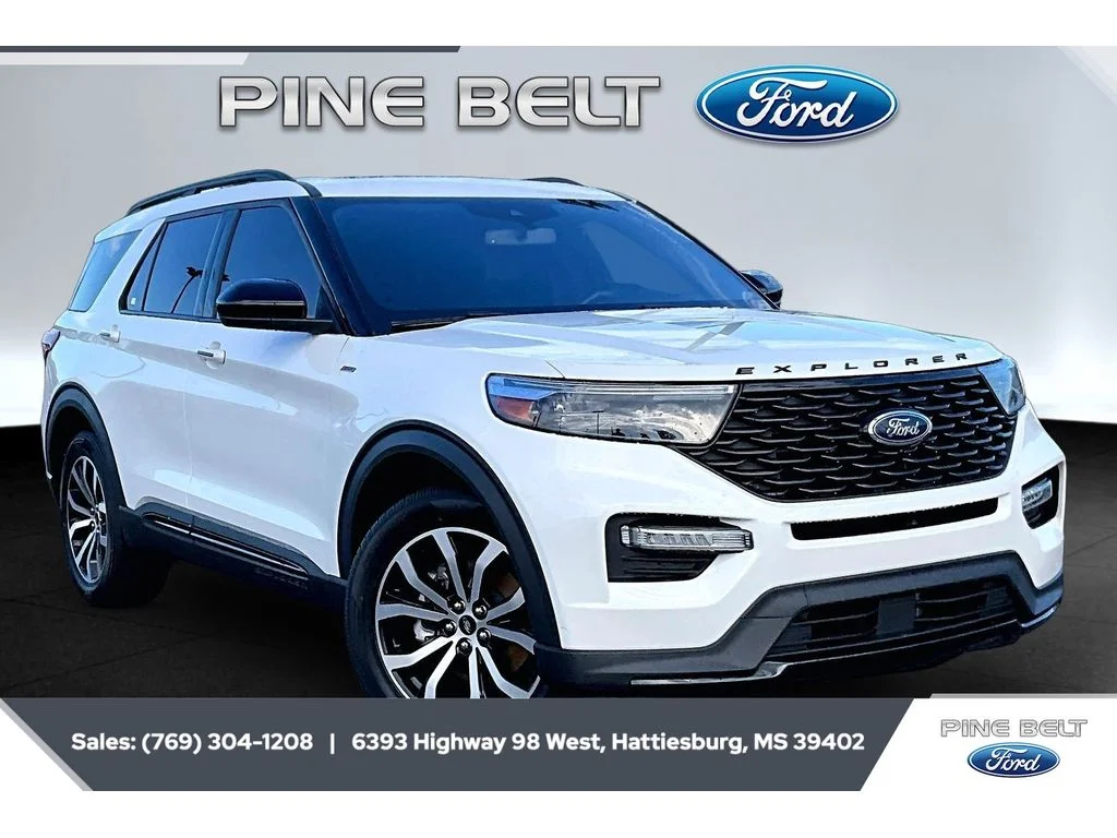 2023 Ford Explorer ST-LINE RWD's photo