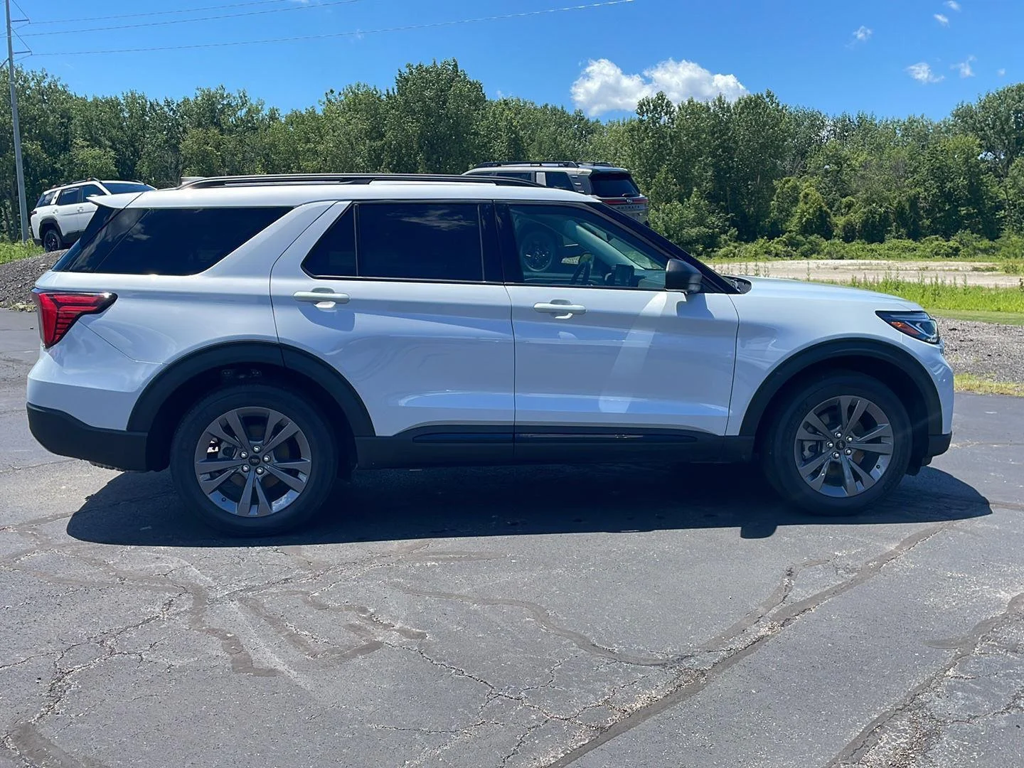 New 2026 Space White Metallic Ford Active w/200A Pkg image 6