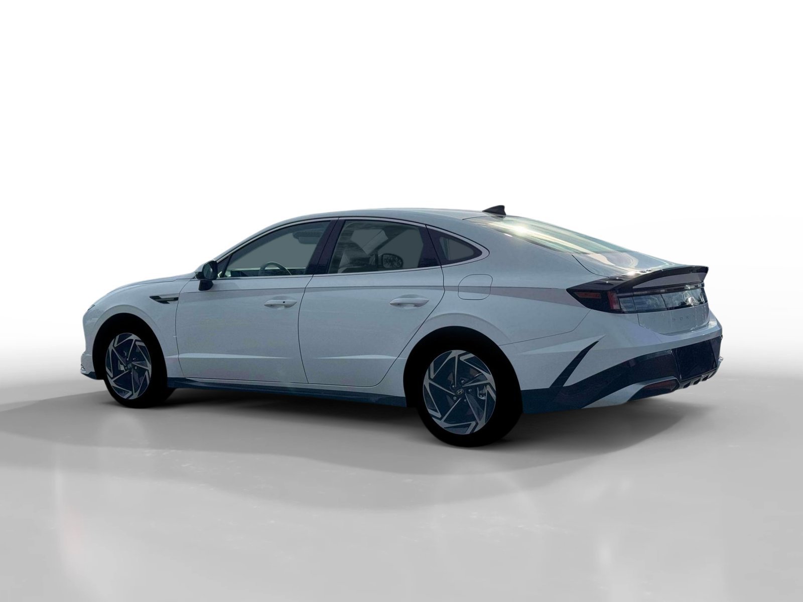 New 2026 Serenity White Hyundai SEL Sport image 4