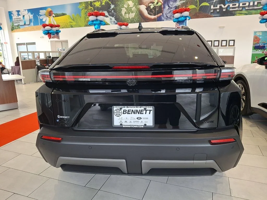 2026 Toyota C-HR XSE - Photo 6