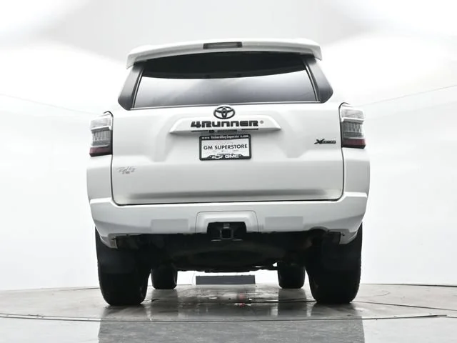 Used 2019 Super White Toyota SR5 image 28