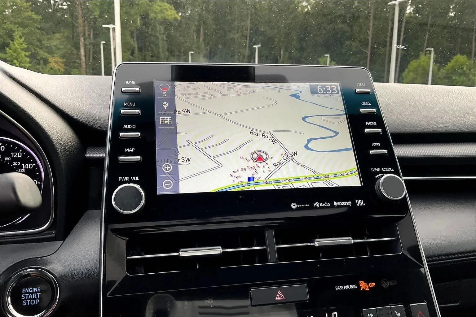 Used 2019 Wind Chill Pearl Toyota Touring image 33