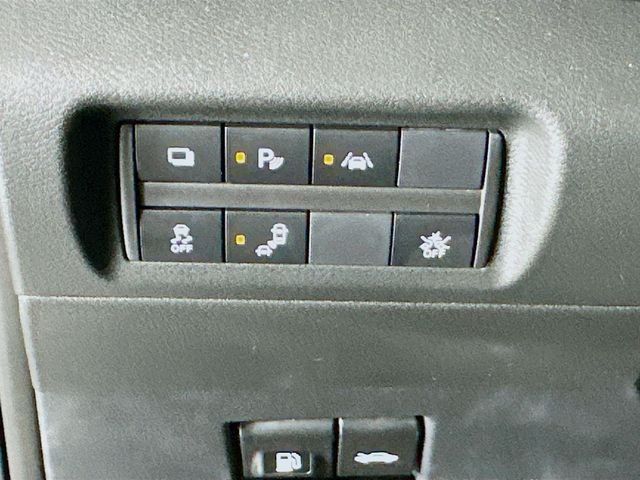 Used 2025 Gray Nissan S image 11