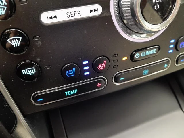 Used 2018 Blue Ford Platinum image 25