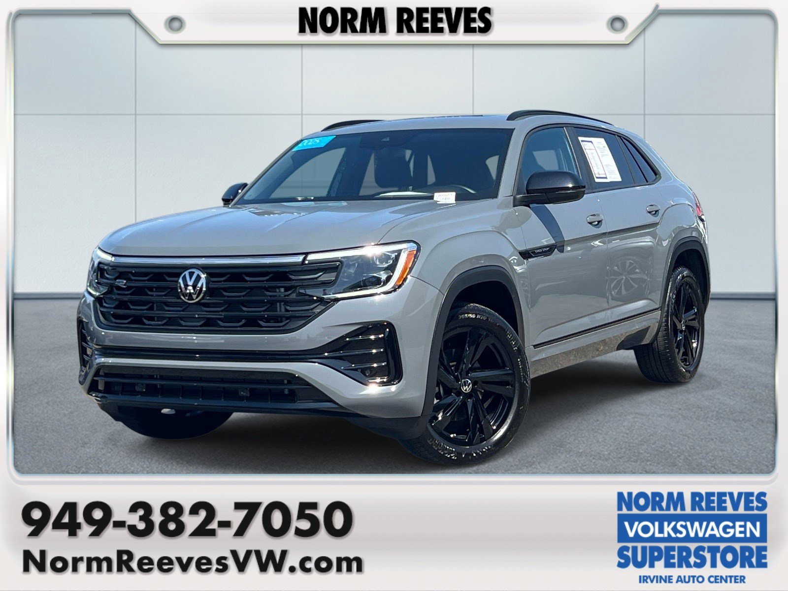 2025 Volkswagen Atlas Cross Sport 2.0T SEL R-Line 4MOTION's photo