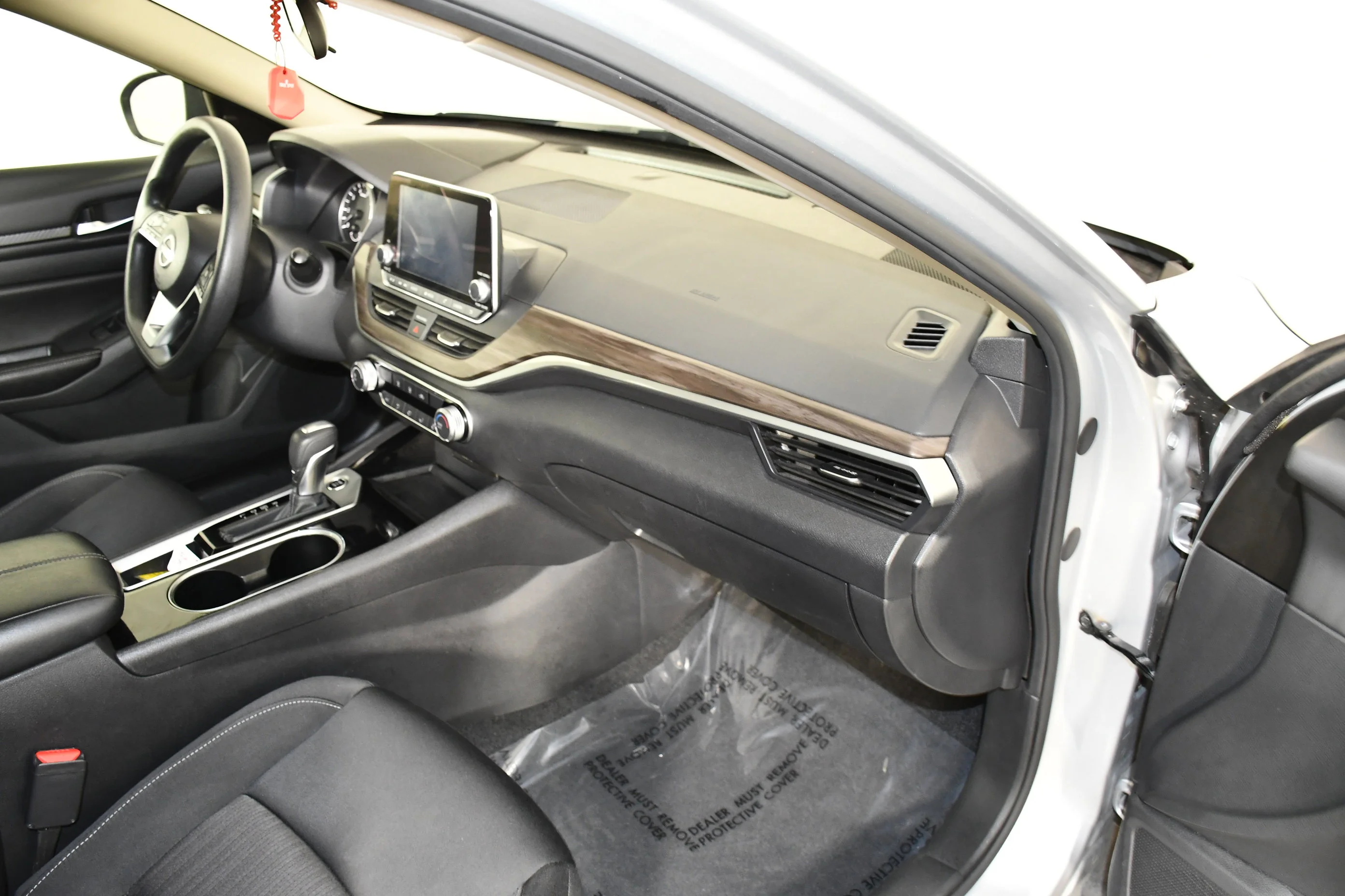Used 2024 Brilliant Silver Metallic Nissan 2.5 SV image 41
