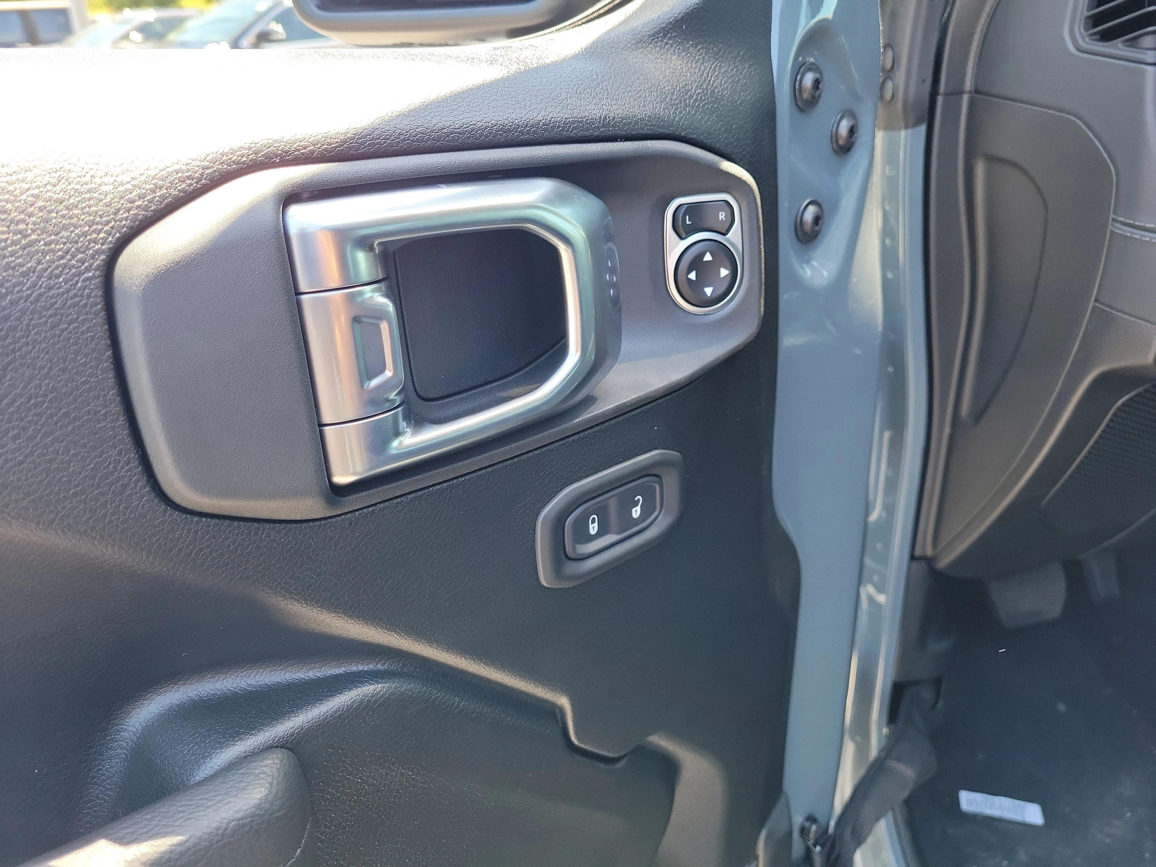 New 2026 Anvil Clearcoat Jeep Rubicon image 17