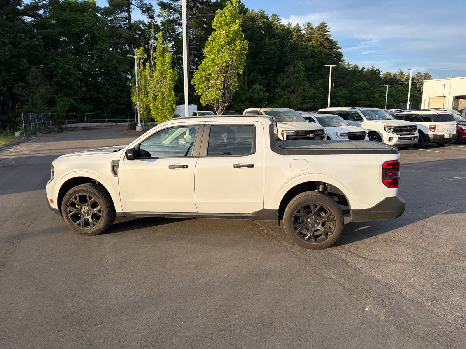 Used 2025 Space White Metallic Ford XLT image 8