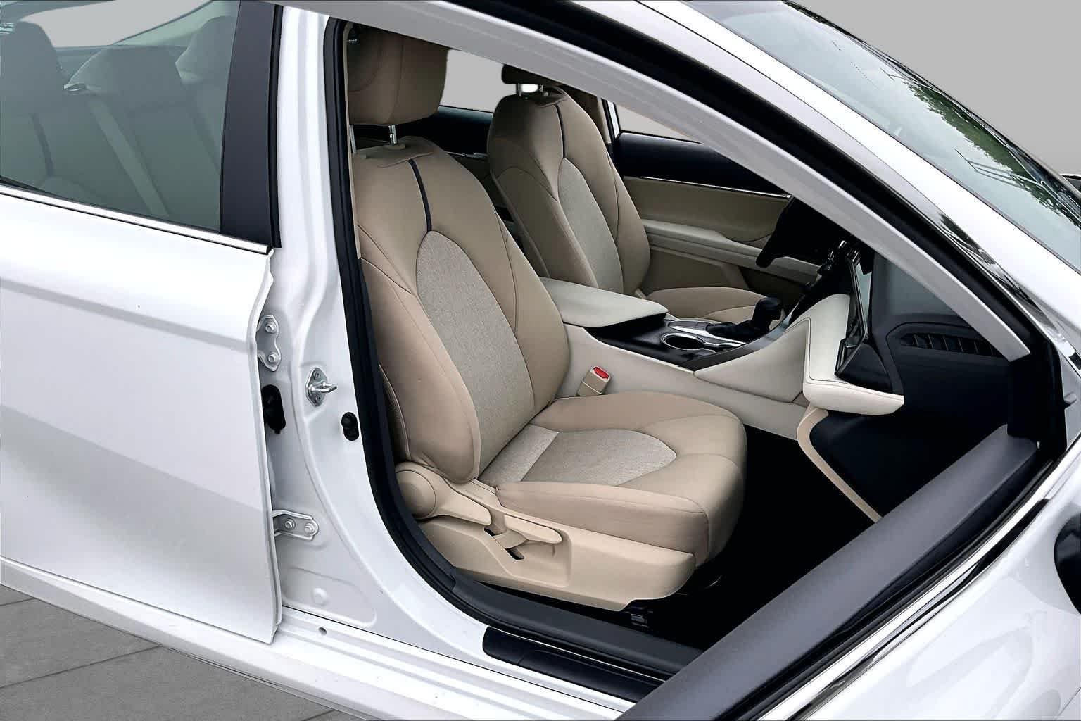 Used 2024 Ice Cap Toyota LE image 15