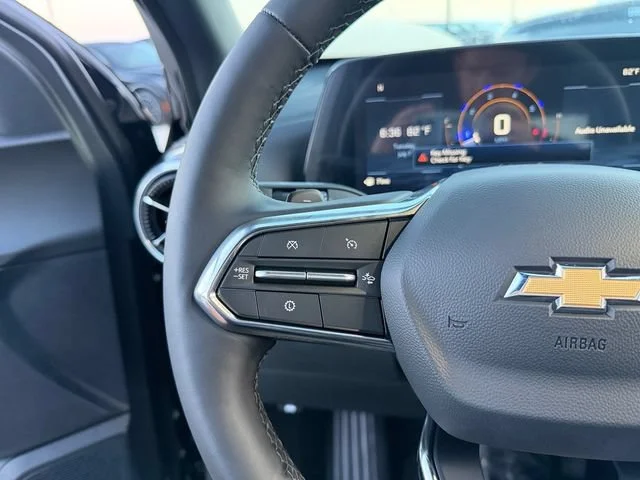 New 2027 Mosaic Black Metallic Chevrolet LT image 16