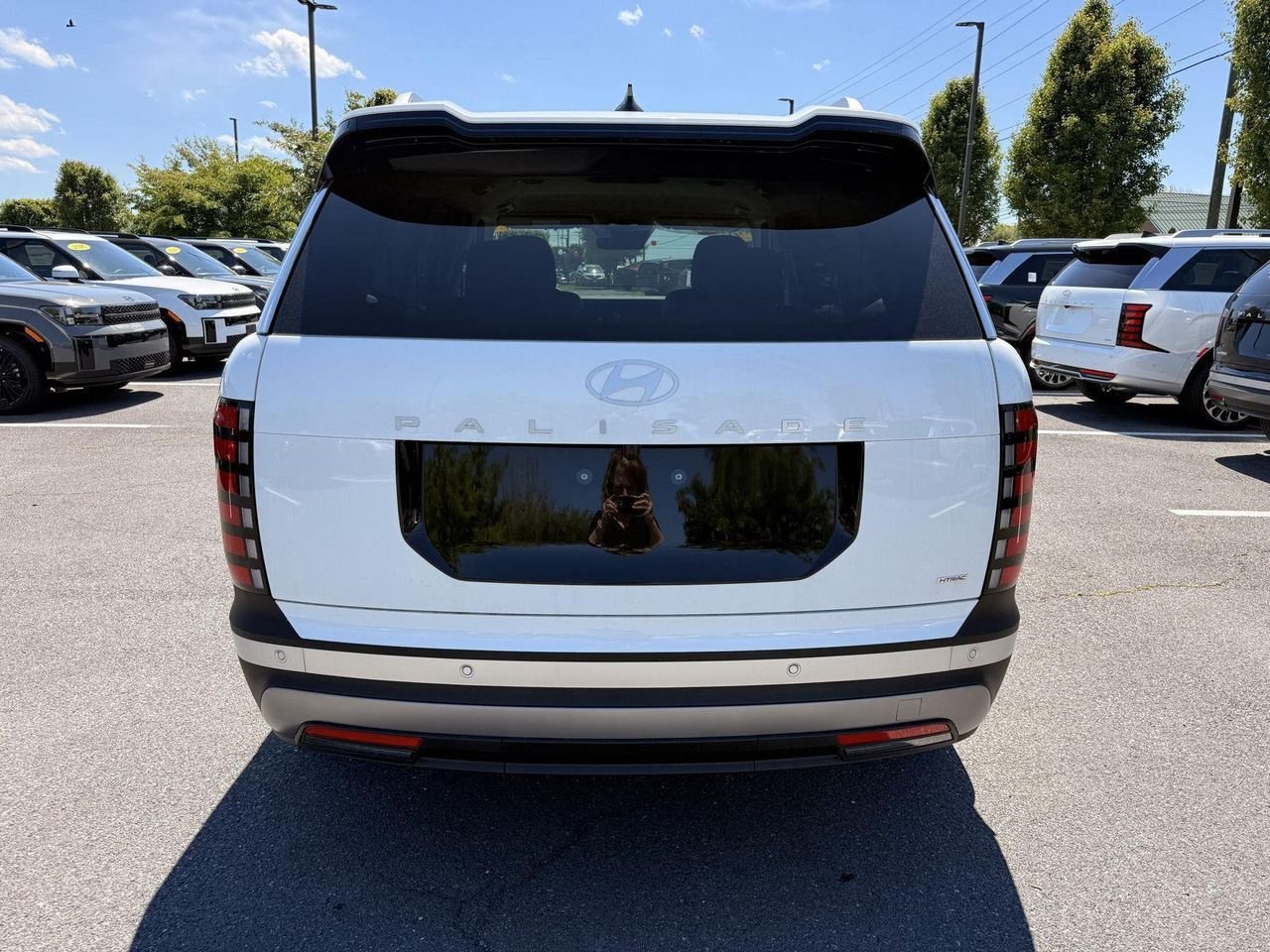 New 2026 Creamy White Pearl Hyundai SEL AWD image 4