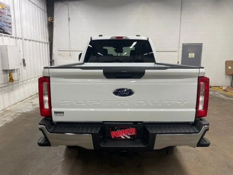 New 2026 Oxford White Ford F-350® XLT image 9