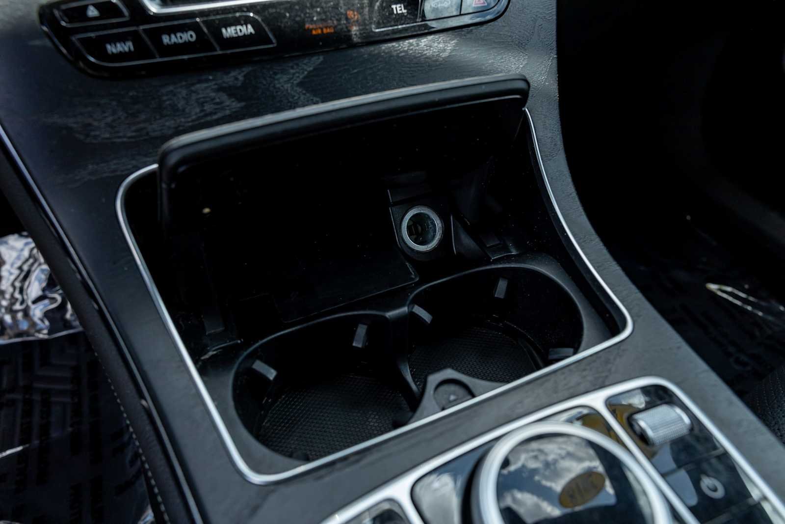 Used 2018 Black Mercedes-Benz GLC 300 image 22