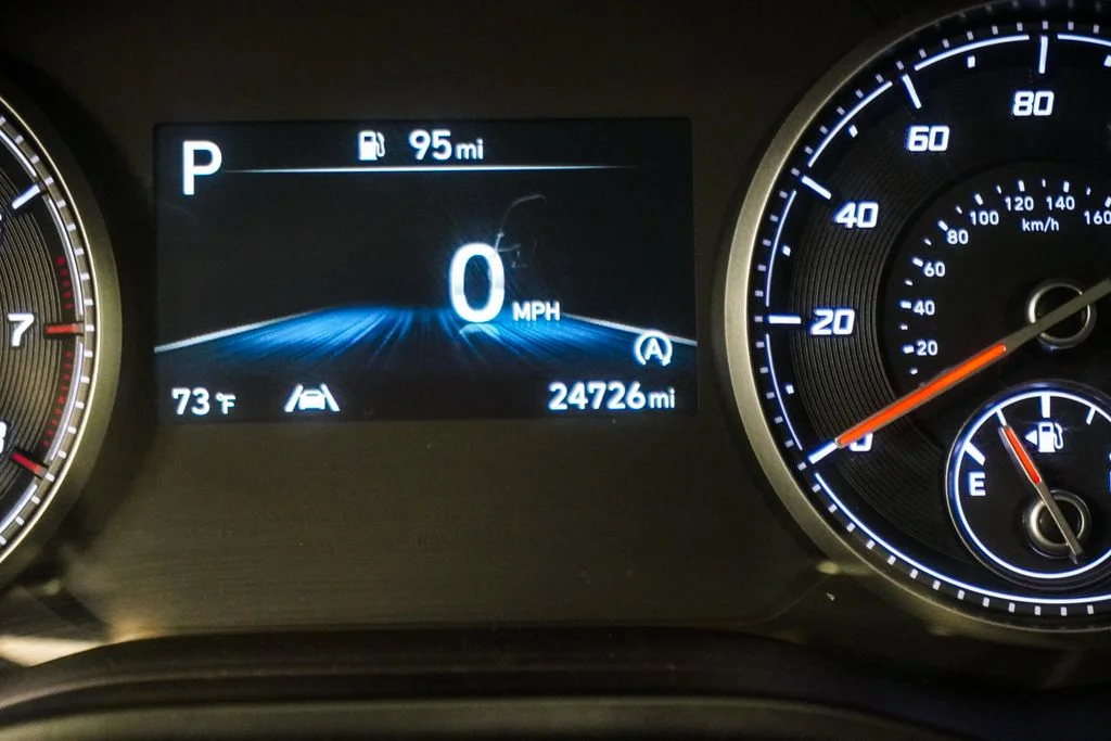 Used 2023 Silver Hyundai SEL image 30