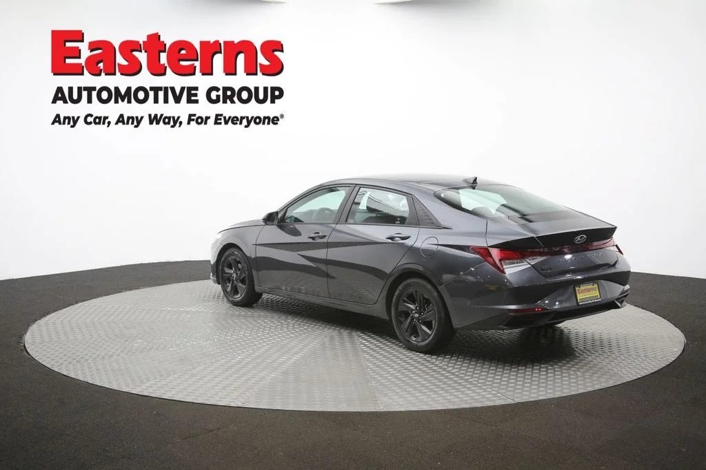 Used 2021 Gray Hyundai SEL image 63