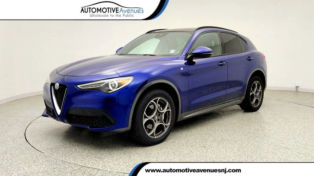 2022 Alfa Romeo Stelvio Ti AWD's photo