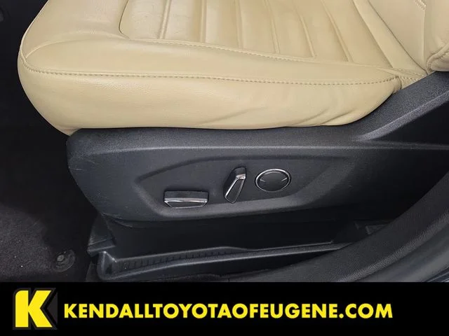 Used 2016 Blue Ford SEL image 17