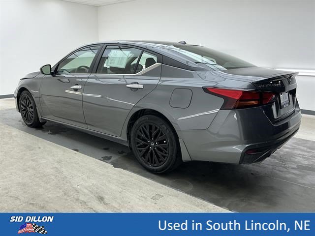 Used 2025 Gun Metallic Nissan SV image 6