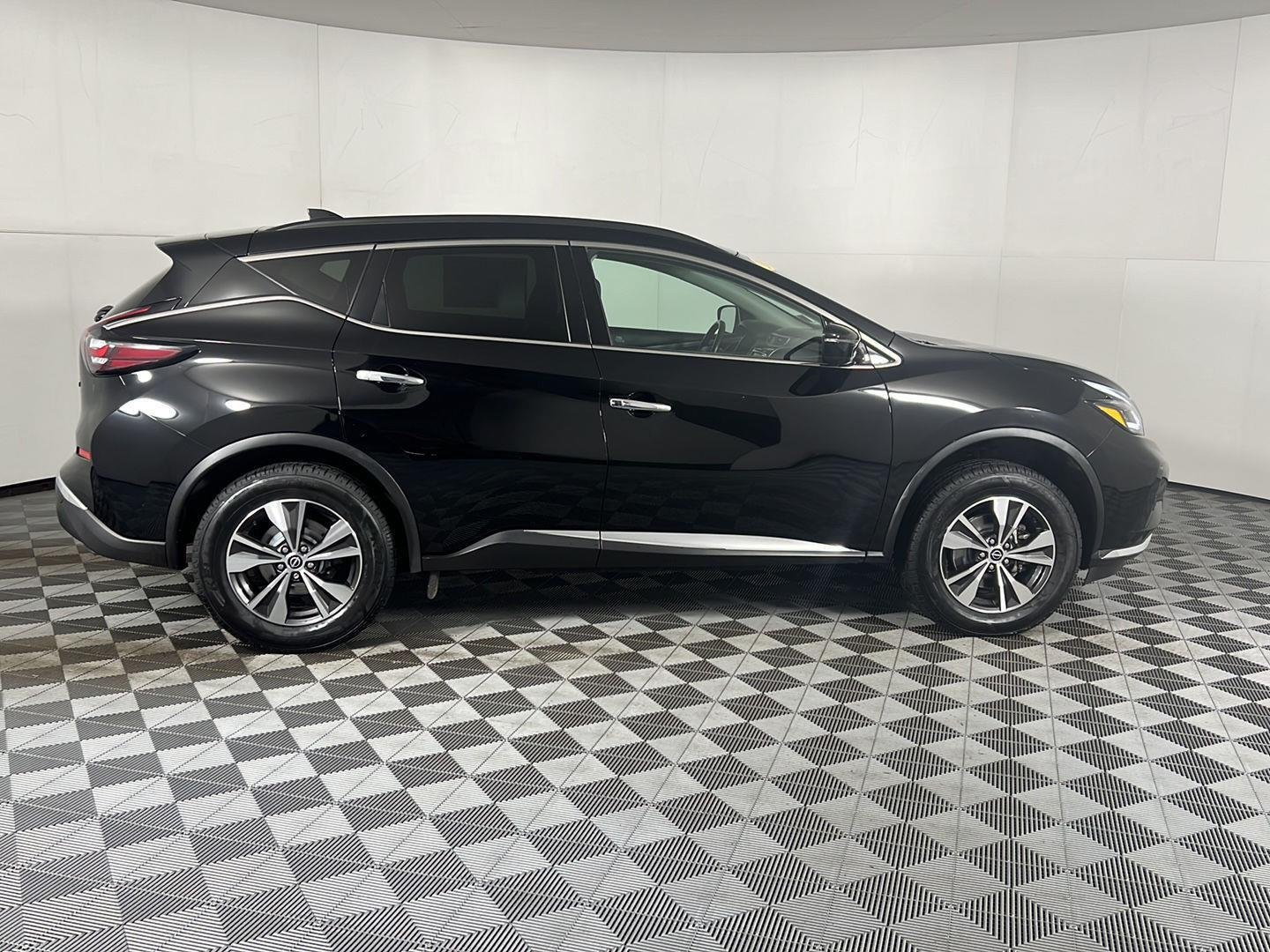 Used 2023 Super Black Nissan SV image 11