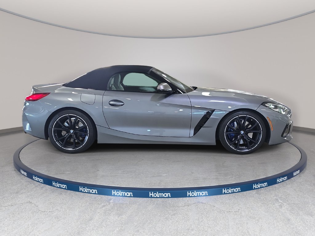 Certified Used 2025 Skyscraper Grey Metallic BMW sDrive M40i image 6