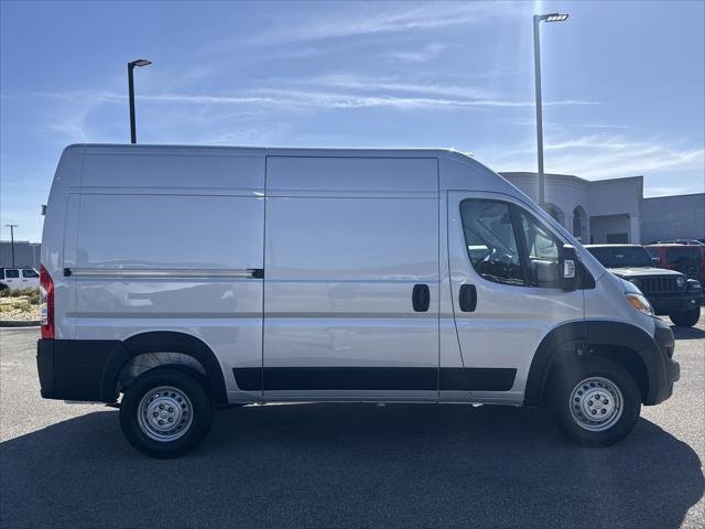 New 2026 Bright Silver Metallic Clear-Coat Exterior Paint RAM Tradesman image 8