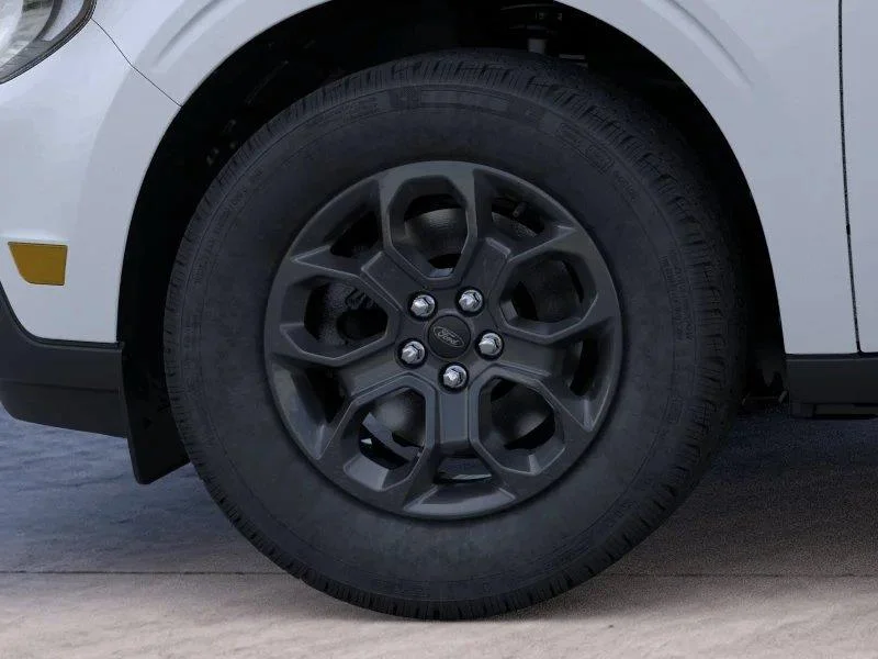 New 2026 Space White Ford XLT image 16