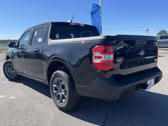 New 2026 Shadow Black Ford XLT image 3