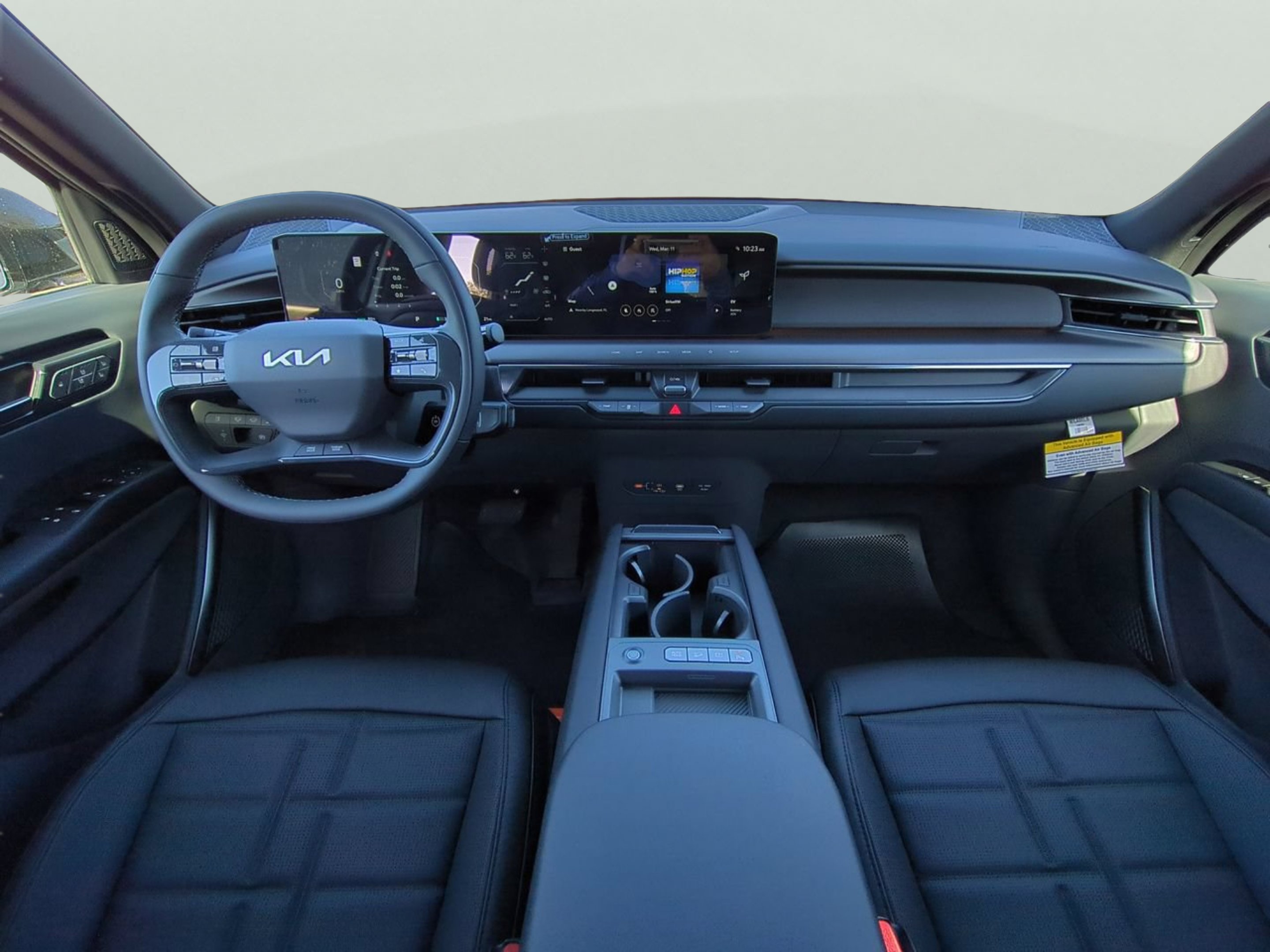 New 2026 Ivory Silver Kia Land AWD image 18