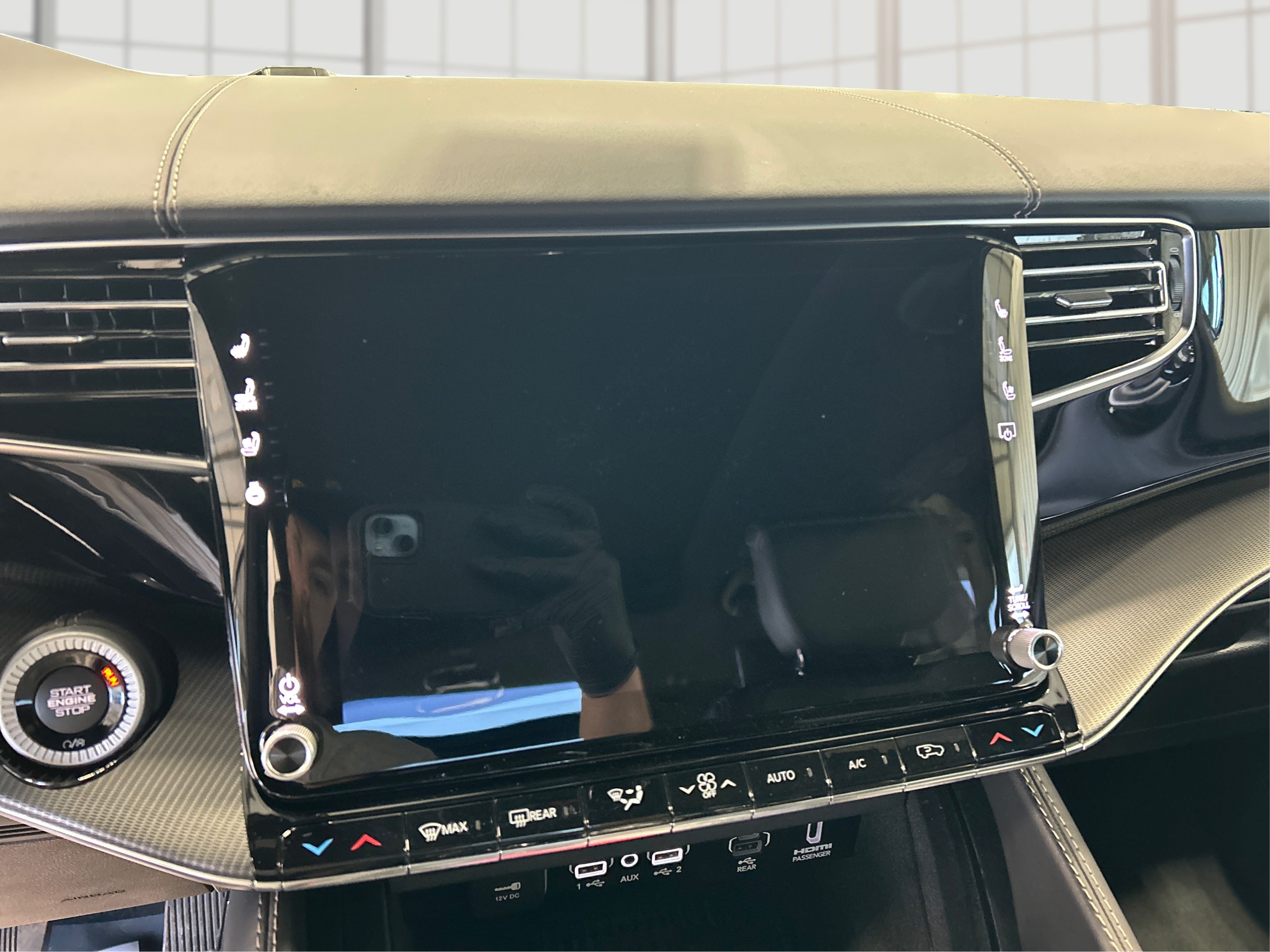 New 2026 High Gloss Black Exterior Paint Jeep Summit Obsidian image 12