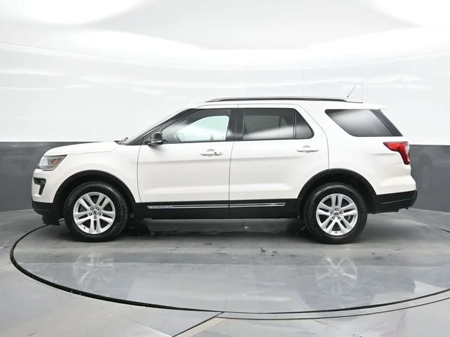 Used 2018 White Ford XLT image 4