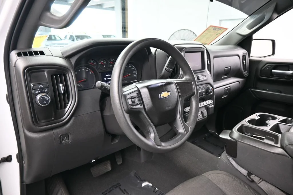 Used 2022 Summit White Chevrolet Custom image 10