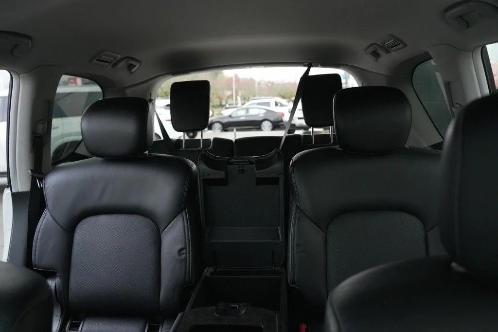 Used 2024 Moonstone White INFINITI LUXE image 25