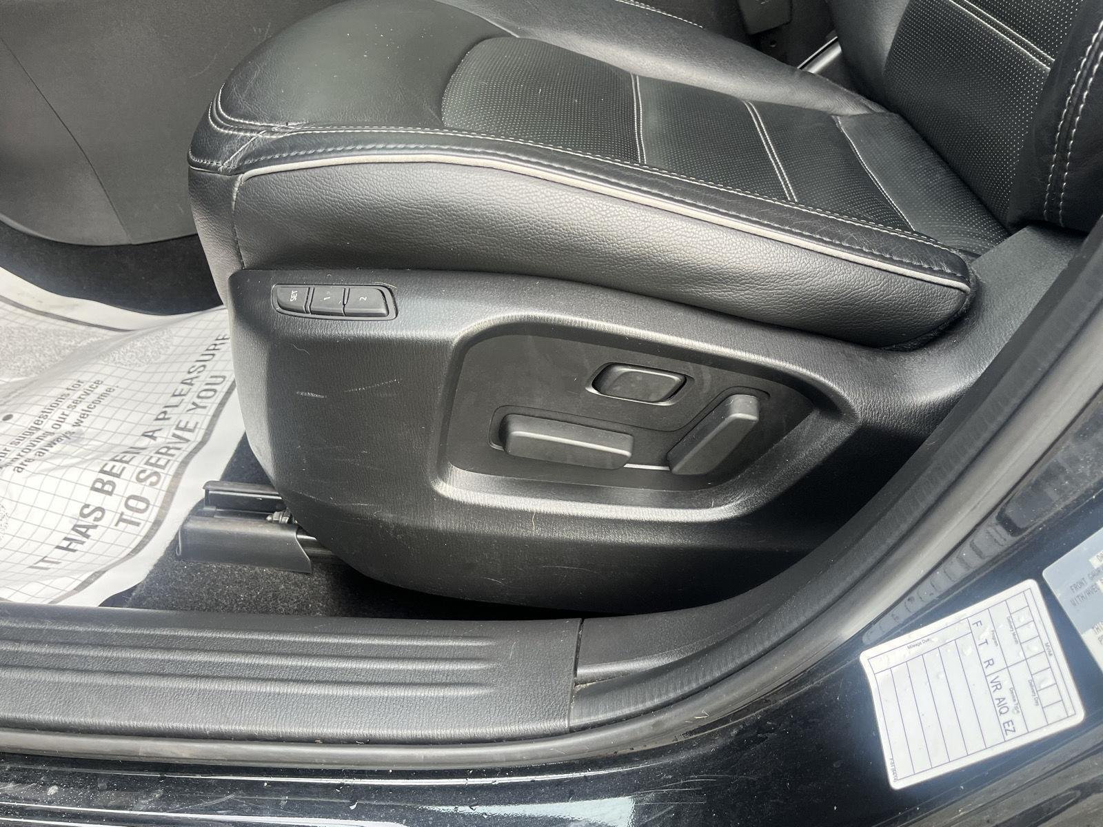 Used 2025 Jet Black Mica Mazda 2.5 S Preferred Package image 20